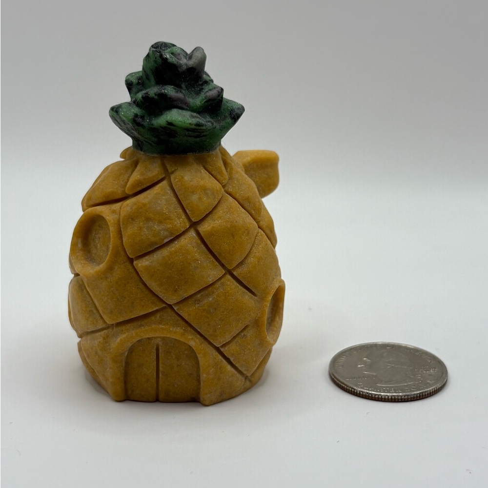 Yellow Jade and Ruby Zoisite SpongeBob Pineapple Home 162g